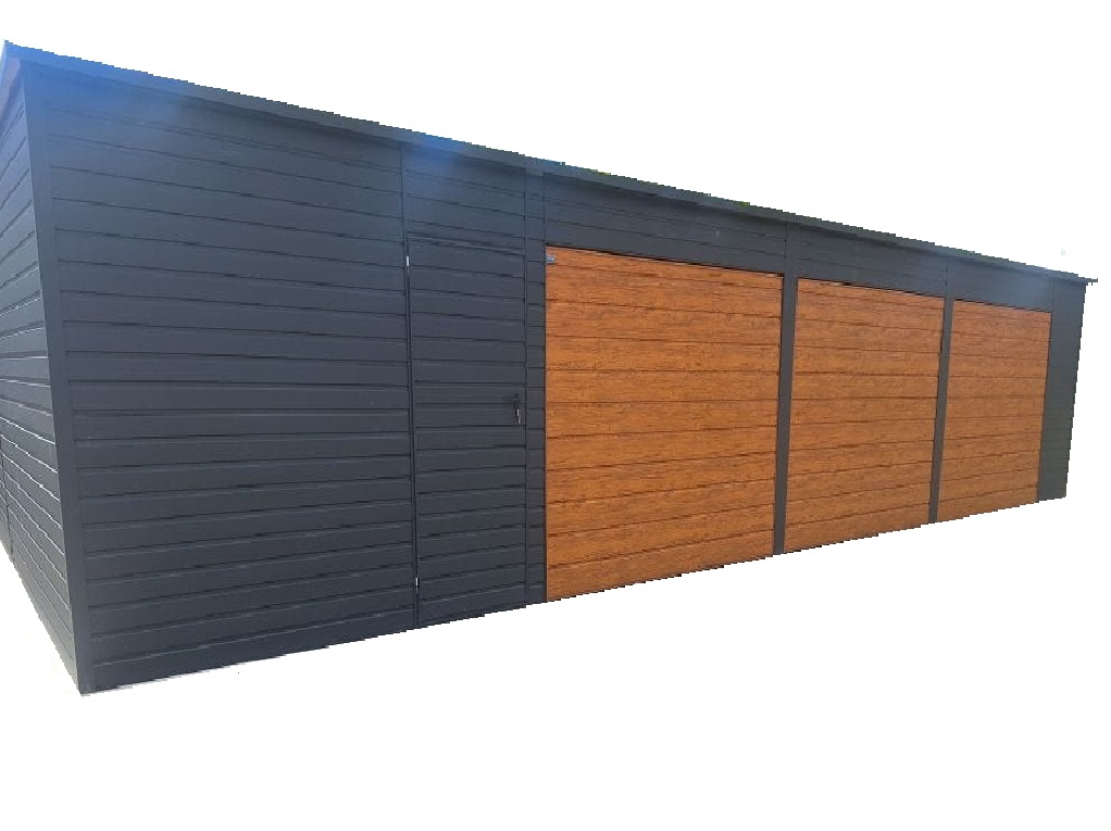 Garaż nr.182 z trzema bramami uchylnymi