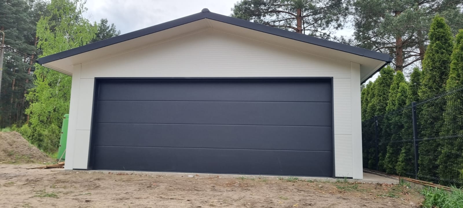 Garaż nr.161 - garaż z płyty warstwowej