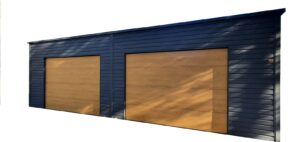 Garaż blaszany 8x6m z dwoma bramami segmentowymi - złoty dąb + antracyt - Garaże Blaszane - Blaszak - Garaże Nowoczesne